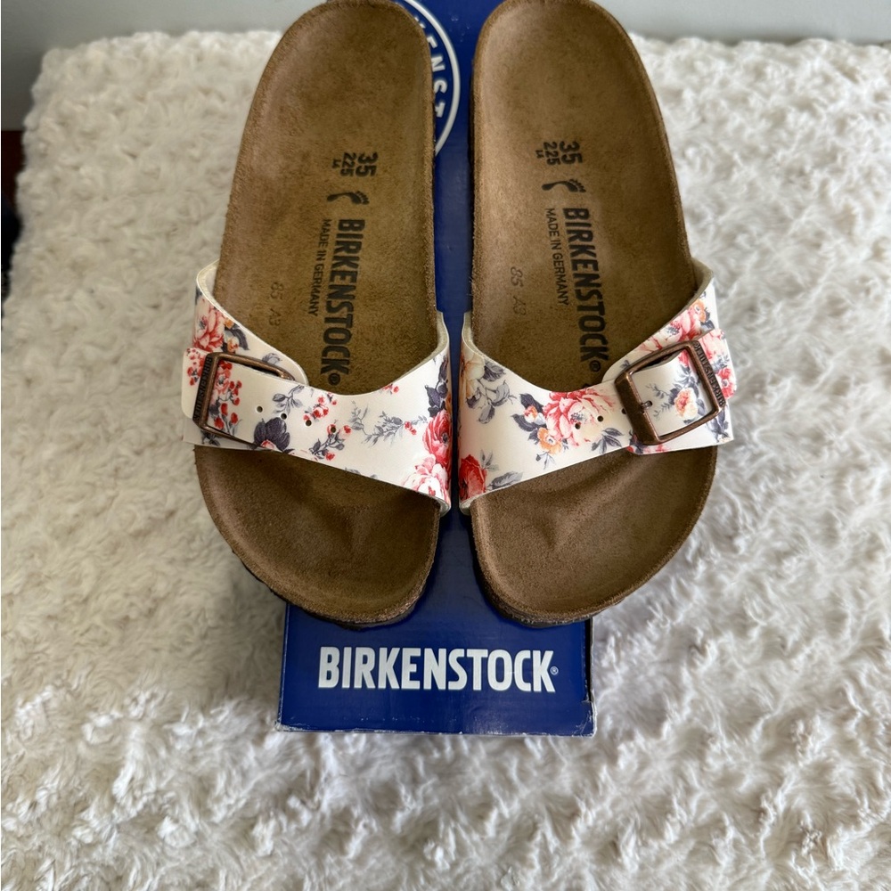 Woman's/Girls Madrid Birkenstock sandal rambling rose floral size 35 - Picture 2 of 5